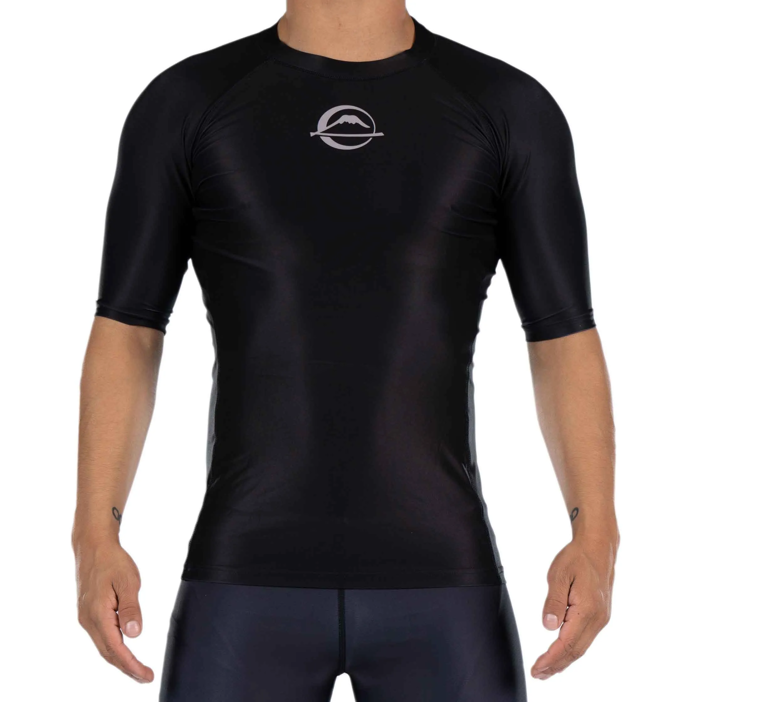 Baseline Ranked Short Sleeve Rashguard