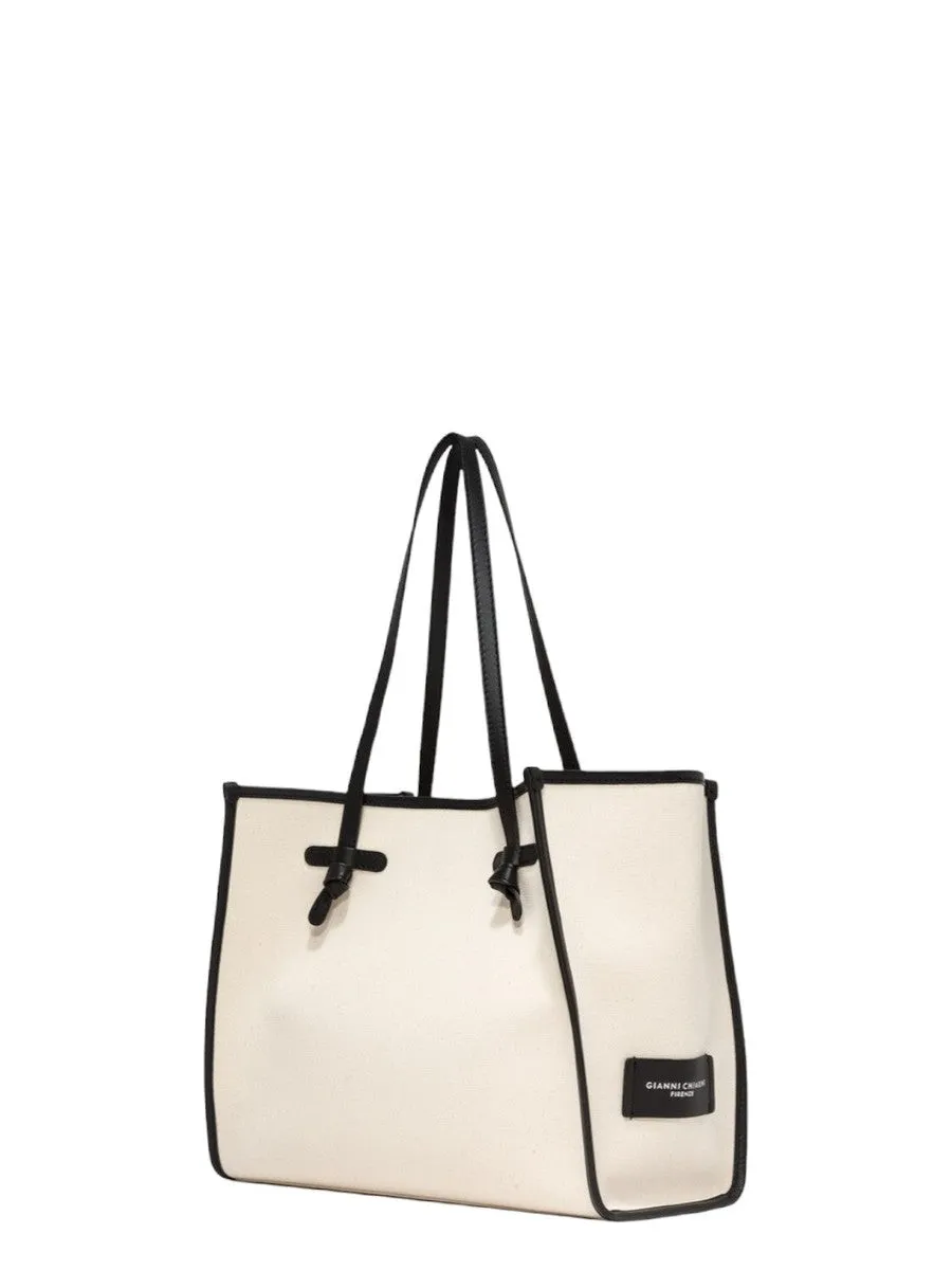 Marcella canvas