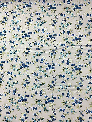 Small Ditsy Floral poly cotton print dress craft fabric 44" Wide M348 Mtex